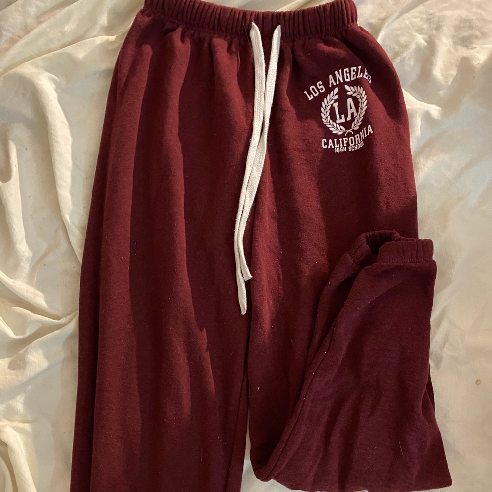 LA RED SWEATPANTS